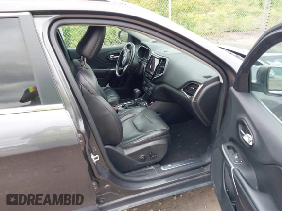 2020 Jeep Cherokee Limited z VIN 1C4PJMDN2LD604705, wystawiony jako IAAI lot #42372155 z przebiegiem 85 937 mil mil oraz . Historia ofert i sprzedaży dostępna na DreamBid. Obrazek 5.