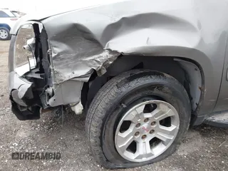 2007 GMC Yukon XL SLT with VIN 1GKFK16367J222143, listed as a IAAI auction lot 41676370 with 211,565 mi miles. Bid and sale history available at carsss.com. Image 6.