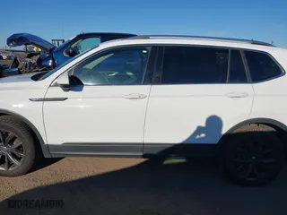 2022 Volkswagen Tiguan SE with VIN 3VV3B7AXXNM020225, listed as a IAAI auction lot 41637473 with 32,340 mi miles. Bid and sale history available at carsss.com. Image 14.