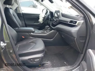 2023 Toyota Highlander L with VIN 5TDKDRBHXPS017948, listed as a IAAI auction lot 42370265 with 17,768 mi miles and . Bid and sale history available at DreamBid. Image 5.