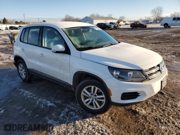 2012 Volkswagen Tiguan LE with VIN WVGAV7AXXCW568697, listed as a Copart auction lot 43210435 with 181,249 mi miles and Salvage title. Bid and sale history available at DreamBid. Image 4.