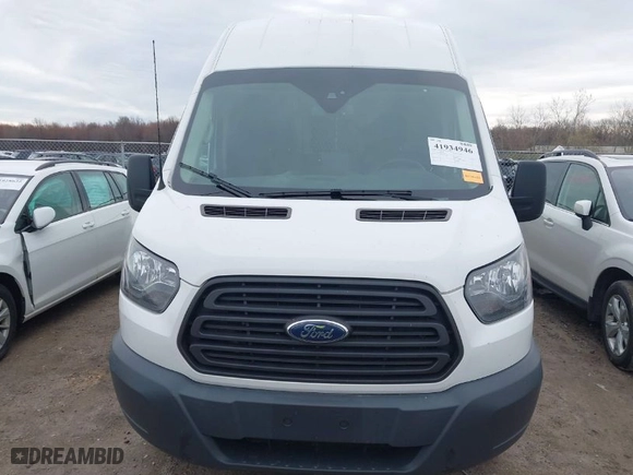 2017 Ford Transit Van with VIN 1FTYR2XM8HKA96344, listed as a IAAI auction lot 41934946 with 207,661 mi miles. Bid and sale history available at carsss.com. Image 12.