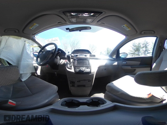 2016 Honda Odyssey SE with VIN 5FNRL5H39GB048487, listed as a IAAI auction lot 42059132 with 140,411 mi miles and . Bid and sale history available at DreamBid. Image 18.