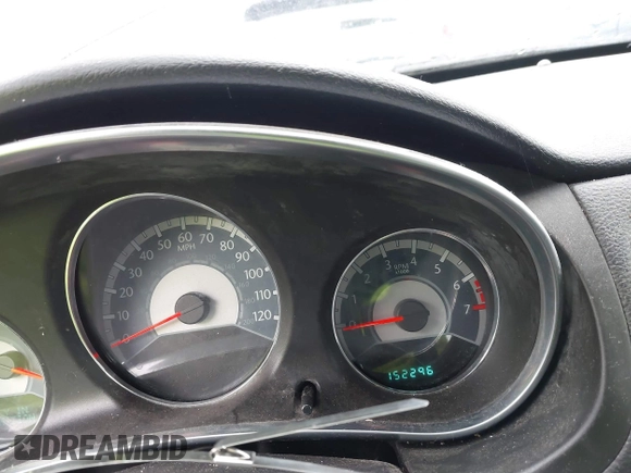2013 Chrysler 200 Limited with VIN 1C3CCBCG1DN540060, listed as a IAAI auction lot 41508685 with 152,296 mi miles. Bid and sale history available at carsss.com. Image 7.