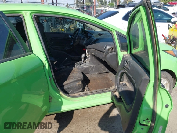 2015 Ford Fiesta SE с VIN 3FADP4BJ6FM205425, выставлен на аукционе IAAI как лот 42075564 с пробегом 141 794 миль миль и . История ставок и продаж доступна на DreamBid. Изображение 5.