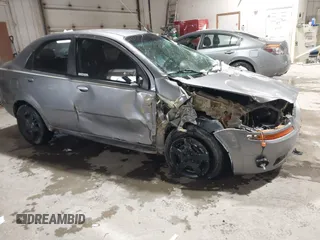 2006 Chevrolet Aveo LT z VIN KL1TG56696B552067, wystawiony jako IAAI lot #41625344 z przebiegiem 200 946 mil mil oraz . Historia ofert i sprzedaży dostępna na DreamBid. Obrazek 1.