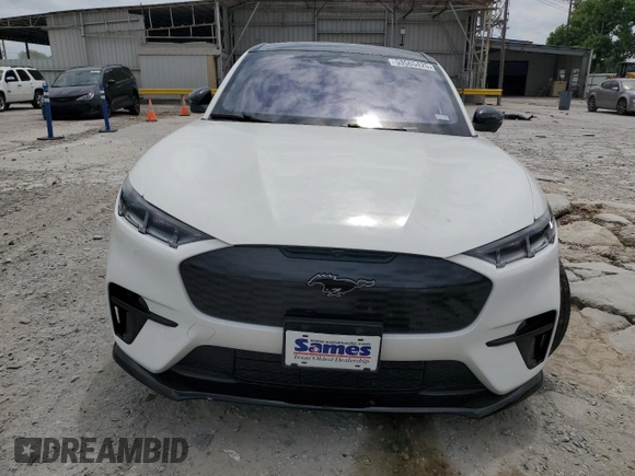 2023 Ford Mustang Mach-E GT z VIN 3FMTK4SX7PMA11895, wystawiony jako Copart lot #53565425 z przebiegiem 18 036 mil mil oraz Szkoda całkowita • Salvage title. Historia ofert i sprzedaży dostępna na DreamBid. Obrazek 5.
