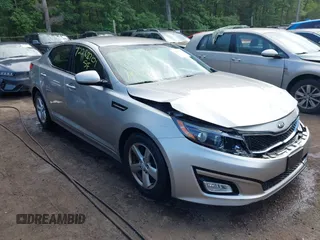 2015 Kia Optima LX z VIN 5XXGM4A77FG464481, wystawiony jako IAAI lot #42282701 z przebiegiem 88 528 mil mil oraz . Historia ofert i sprzedaży dostępna na DreamBid. Obrazek 1.