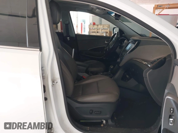 2017 Hyundai Santa Fe Ultimate with VIN 5XYZWDLA2HG491338, listed as a IAAI auction lot 42590671 with 114,521 mi miles and . Bid and sale history available at DreamBid. Image 5.