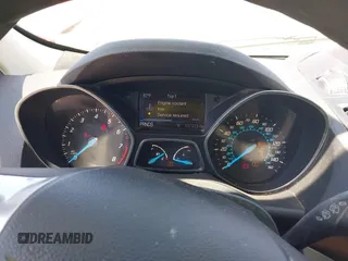 2013 Ford Escape SE с VIN 1FMCU0GX7DUB95108, выставлен на аукционе IAAI как лот 42242961 с пробегом 137 333 миль миль и . История ставок и продаж доступна на DreamBid. Изображение 7.