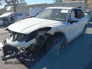 2021 Porsche Cayenne z VIN WP1AA2AY2MDA07529, wystawiony jako IAAI lot #41408743 z przebiegiem Nie podano mil oraz . Historia ofert i sprzedaży dostępna na DreamBid. Obrazek 23.