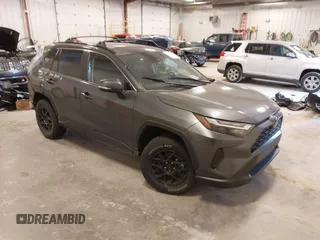 2022 Toyota RAV4 XLE with VIN 2T3P1RFV3NC259542, listed as a IAAI auction lot 42372093 with 42,896 mi miles and . Bid and sale history available at DreamBid. Image 1.