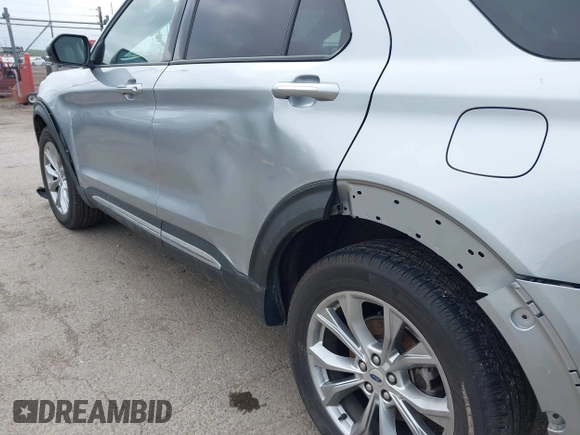 2024 Ford Explorer Limited with VIN 1FMSK8FH1RGA28064, listed as a IAAI auction lot 42170663 with 133,346 mi miles. Bid and sale history available at carsss.com. Image 18.