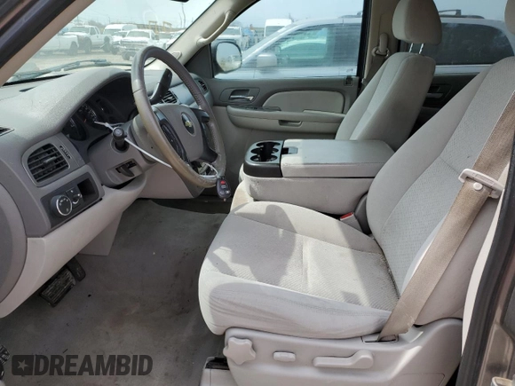 2008 Chevrolet Suburban LT w/2LT with VIN 3GNFC16J78G165629, listed as a Copart auction lot 49890455 with 146,796 mi miles and Salvage Title. Bid and sale history available at carsss.com. Image 7.