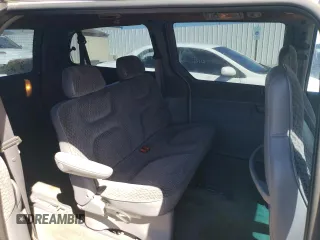 2000 Dodge Caravan SE with VIN 1B4GP44G7YB663958, listed as a Copart auction lot 74035164 with 175,752 mi miles and Non Repairable. Bid and sale history available at carsss.com. Image 11.