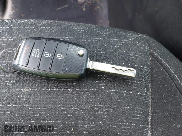 2020 Kia Rio LX with VIN 3KPA24AD0LE284555, listed as a IAAI auction lot 40515826 with 113,296 mi miles and . Bid and sale history available at DreamBid. Image 11.