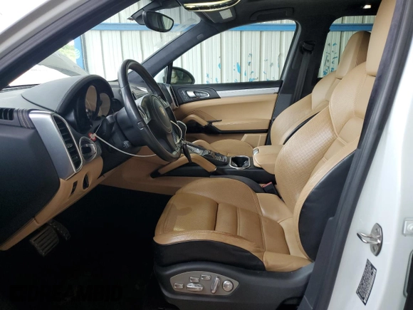 2014 Porsche Cayenne Turbo with VIN WP1AC2A28ELA80093, listed as a Copart auction lot 60819915 with 116,638 mi miles and Clean title. Bid and sale history available at DreamBid. Image 7.