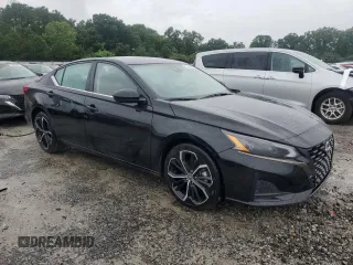 2023 Nissan Altima SR z VIN 1N4BL4CV3PN356993, wystawiony jako Copart lot #58942215 z przebiegiem 59 230 mil mil oraz Czysty tytuł • Clean title. Historia ofert i sprzedaży dostępna na DreamBid. Obrazek 4.