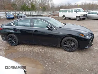 2024 Lexus ES 300h with VIN 58ABA1C1XRU037552, listed as a IAAI auction lot 41740338 with 21,655 mi miles and . Bid and sale history available at DreamBid. Image 13.