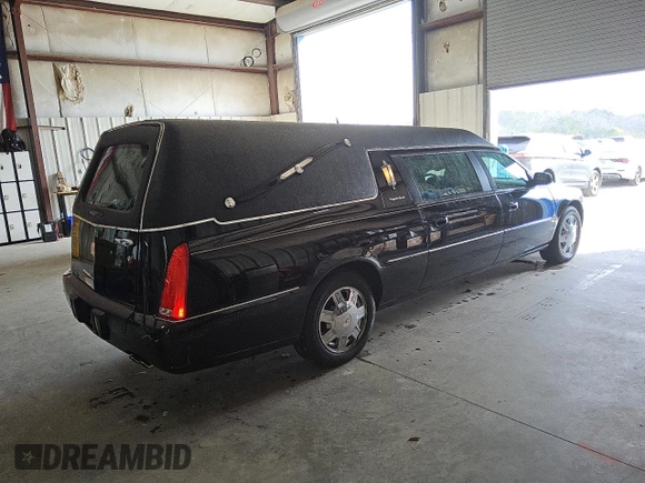 2008 Cadillac DTS Professional 1SH z VIN 1GEEH00Y08U500482, wystawiony jako Copart lot #48174095 z przebiegiem 44 557 mil mil oraz Tytuł czysty. Historia ofert i sprzedaży dostępna na DreamBid. Obrazek 3.