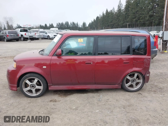 2006 Scion xB with VIN JTLKT324664085322, listed as a IAAI auction lot 41566088 with 229,219 mi miles. Bid and sale history available at carsss.com. Image 14.