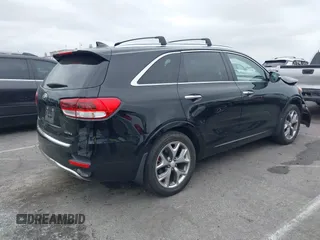 2017 Kia Sorento SX with VIN 5XYPK4A58HG322661, listed as a IAAI auction lot 42195134 with 46,821 mi miles and . Bid and sale history available at DreamBid. Image 4.
