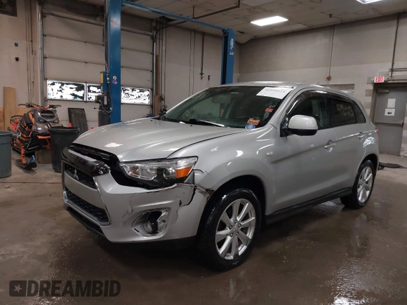 2015 Mitsubishi Outlander Sport ES with VIN 4A4AR3AU1FE043294, listed as a IAAI auction lot 41920523 with 103,612 mi miles. Bid and sale history available at carsss.com. Image 18.