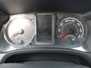 2019 Toyota Tacoma SR z VIN 5TFSX5EN1KX067514, wystawiony jako IAAI lot #42264001 z przebiegiem 179 048 mil mil oraz . Historia ofert i sprzedaży dostępna na DreamBid. Obrazek 7.