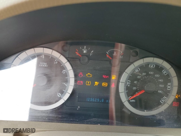 2008 Ford Escape XLT with VIN 1FMCU03128KD08434, listed as a Copart auction lot 51042975 with 123,629 mi miles and Salvage Title. Bid and sale history available at carsss.com. Image 9.