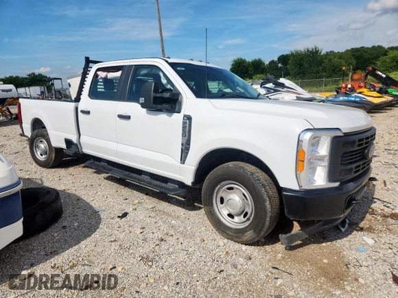 2023 Ford F-250 XL z VIN 1FT7W2AA4PED18619, wystawiony jako Copart lot #61728515 z przebiegiem 41 279 mil mil oraz Szkoda całkowita • Salvage title. Historia ofert i sprzedaży dostępna na DreamBid. Obrazek 4.