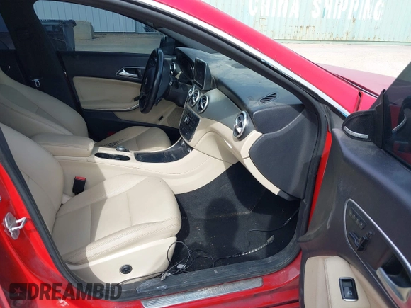 2014 Mercedes-Benz CLA 250 z VIN WDDSJ4EB6EN047203, wystawiony jako IAAI lot #42099023 z przebiegiem 169 505 mil mil oraz . Historia ofert i sprzedaży dostępna na DreamBid. Obrazek 5.