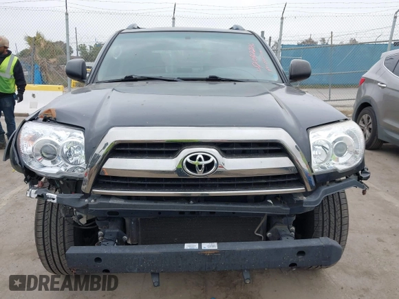 2006 Toyota 4Runner SR5 with VIN JTEZU14R560083004, listed as a IAAI auction lot 42087246 with 282,313 mi miles and . Bid and sale history available at DreamBid. Image 12.
