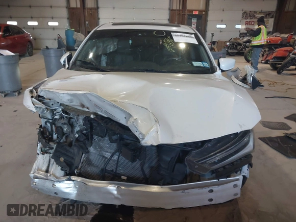 2019 Acura ILX w/Premium Pkg with VIN 19UDE2F71KA010585, listed as a IAAI auction lot 41282658 with 60,854 mi miles. Bid and sale history available at carsss.com. Image 12.