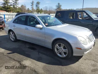 2006 Mercedes-Benz E 350 with VIN WDBUF87J86X199584, listed as a Copart auction lot 50332655 with 155,198 mi miles and Salvage Title. Bid and sale history available at DreamBid. Image 4.
