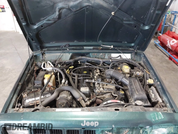 2001 Jeep Cherokee Sport with VIN 1J4FF58S51L579766, listed as a IAAI auction lot 42623211 with 257,681 mi miles and . Bid and sale history available at DreamBid. Image 10.