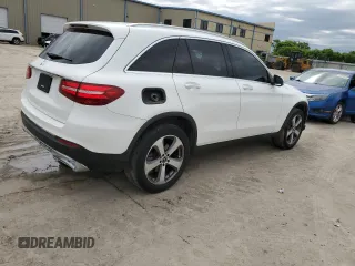 2019 Mercedes-Benz GLC 300 with VIN WDC0G4JB6KF506798, listed as a Copart auction lot 55617685 with 122,025 mi miles and Clean title. Bid and sale history available at DreamBid. Image 3.