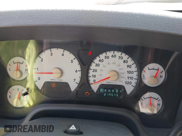 2008 Dodge 1500 SLT with VIN 1D7HA18208S516148, listed as a IAAI auction lot 42019910 with 219,573 mi miles and . Bid and sale history available at DreamBid. Image 7.