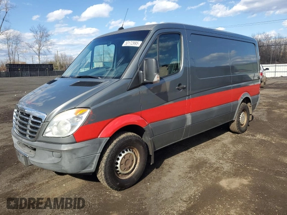 2013 Freightliner Sprinter with VIN WDYPE7CC4D5774571, listed as a Copart auction lot 50172995 with 151,533 mi miles and Clean Title. Bid and sale history available at DreamBid. Image 1.