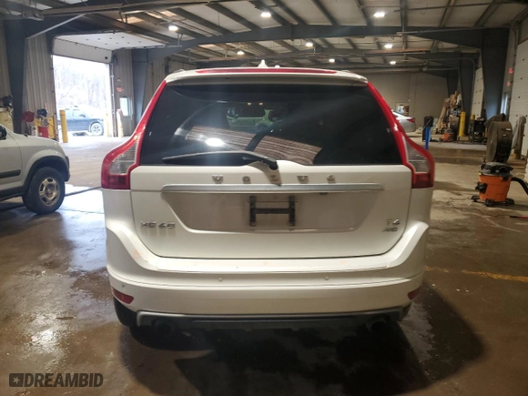 2014 Volvo XC60 3.0L R-Design Premier Plus with VIN YV4902DZ8E2558585, listed as a Copart auction lot 51761575 with 164,694 mi miles and Salvage Title. Bid and sale history available at carsss.com. Image 6.