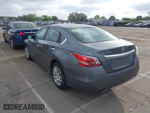 2014 Nissan Altima S with VIN 1N4AL3AP5EC404061, listed as a IAAI auction lot 41965252 with 121,049 mi miles and . Bid and sale history available at carsss.com. Image 3.