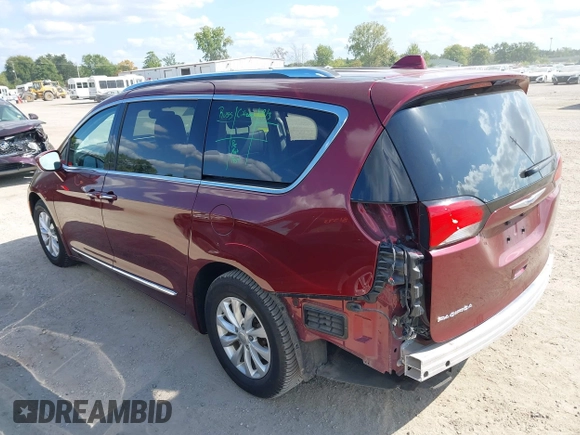 2018 Chrysler Pacifica Touring L with VIN 2C4RC1BG0JR279665, listed as a IAAI auction lot 40336389 with 80,835 mi miles and . Bid and sale history available at DreamBid. Image 3.