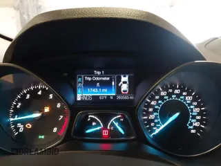 2013 Ford Escape SE with VIN 1FMCU9G99DUA02866, listed as a IAAI auction lot 42087543 with 260,585 mi miles. Bid and sale history available at carsss.com. Image 7.