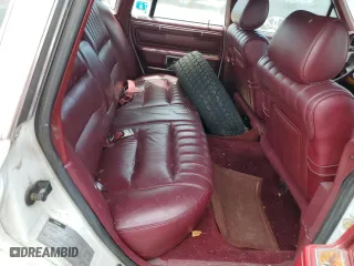 1989 Lincoln Town Car with VIN 1LNBM81F1KY658361, listed as a Copart auction lot 58558244 with 85,349 mi miles and Non Repairable. Bid and sale history available at carsss.com. Image 10.