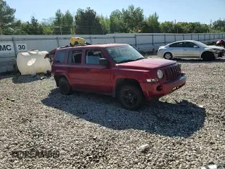 2008 Jeep Patriot Sport z VIN 1J8FF28W78D525731, wystawiony jako Copart lot #72451924 z przebiegiem Nie podano mil oraz Szkoda całkowita • Salvage title. Historia ofert i sprzedaży dostępna na DreamBid. Obrazek 11.