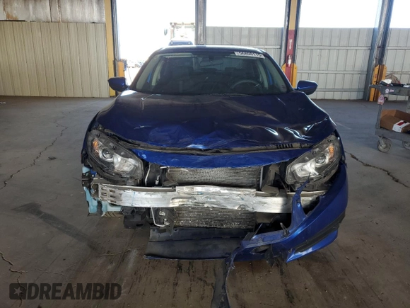 2017 Honda Civic LX z VIN 19XFC2F55HE044966, wystawiony jako Copart lot #56800115 z przebiegiem 67 561 mil mil oraz Szkoda całkowita • Salvage title. Historia ofert i sprzedaży dostępna na DreamBid. Obrazek 5.