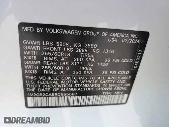 2024 Volkswagen Atlas Peak Edition SEL with VIN 1V2GR2CA5RC555587, listed as a Copart auction lot 79691804 with 5,318 mi miles and Salvage title. Bid and sale history available at DreamBid. Image 13.