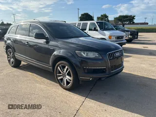 2013 Audi Q7 Premium Plus z VIN WA1LGAFE5DD012655, wystawiony jako Copart lot #63878015 z przebiegiem 108 768 mil mil oraz Czysty tytuł • Clean title. Historia ofert i sprzedaży dostępna na DreamBid. Obrazek 1.