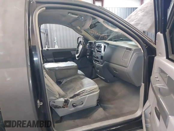 2008 Dodge 1500 ST with VIN 1D7HU16N18J212174, listed as a IAAI auction lot 41478505 with 360,384 mi miles. Bid and sale history available at carsss.com. Image 5.