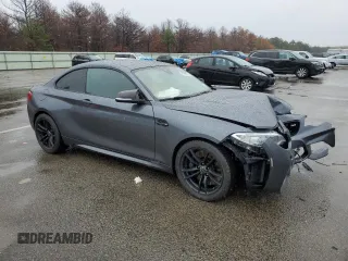 2016 BMW M2 z VIN WBS1H9C57GV785969, wystawiony jako Copart lot #81995033 z przebiegiem 53 184 mil mil oraz . Historia ofert i sprzedaży dostępna na DreamBid. Obrazek 4.