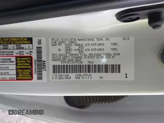 2019 Toyota Tundra SR5 z VIN 5TFHY5F17KX797348, wystawiony jako IAAI lot #41905558 z przebiegiem Nie podano mil oraz . Historia ofert i sprzedaży dostępna na DreamBid. Obrazek 9.